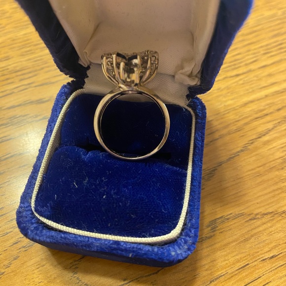 Cocktail Ring - Picture 4 of 4